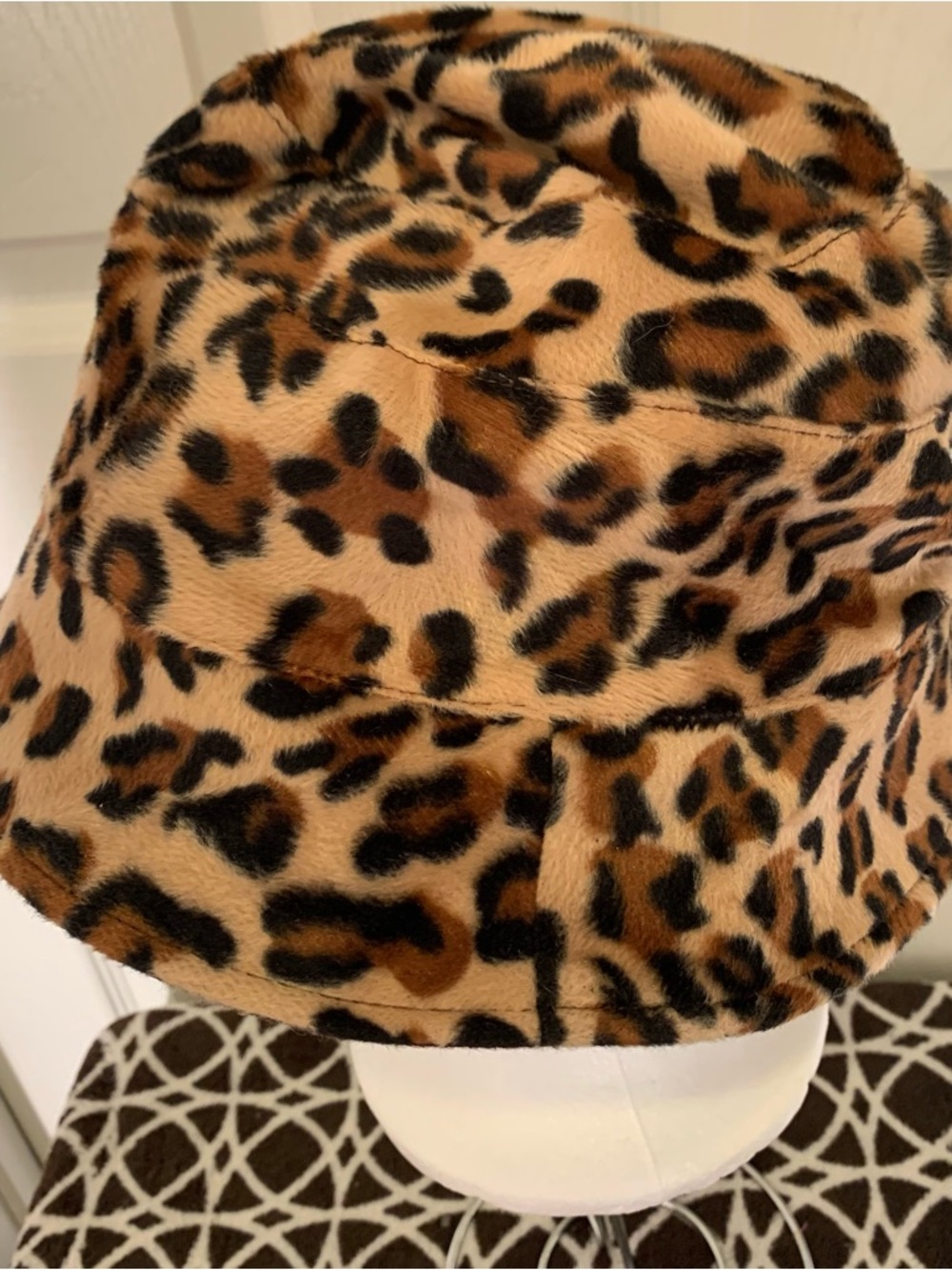 Cheetah Print Faux Fur Bucket Hat - Brown/Black - Picture 2 of 5